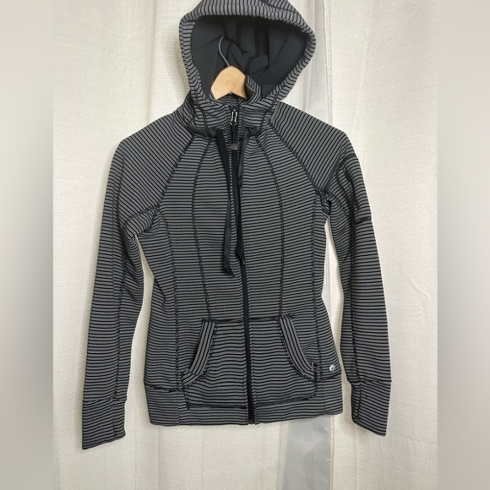 90 Degrees by Reflex Black & white Striped Full Zip Hooded Sweatshirt Size‎ XS